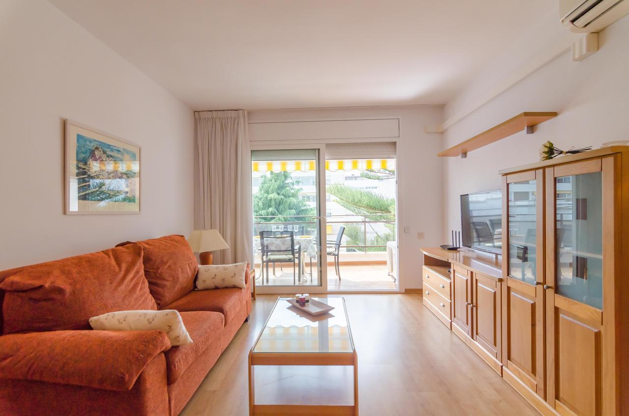 Smartr Lloret De Mar Exteriör bild